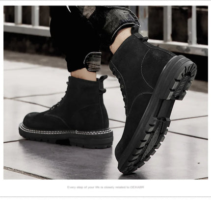 Person wearing UrbanTrek Lederboots by DEKABR, showing waterproof black leather boots with durable soles, perfect for everyday use.