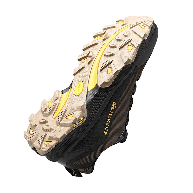 Komfortable Wanderschuhe in Schwarz, geeignet für Tageswanderungen und Erkundungen im Freien.