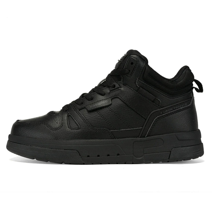 Elegante schwarze Sneakers mit modernem Design, perfekt für den Alltag und entspannte Freizeitlooks.